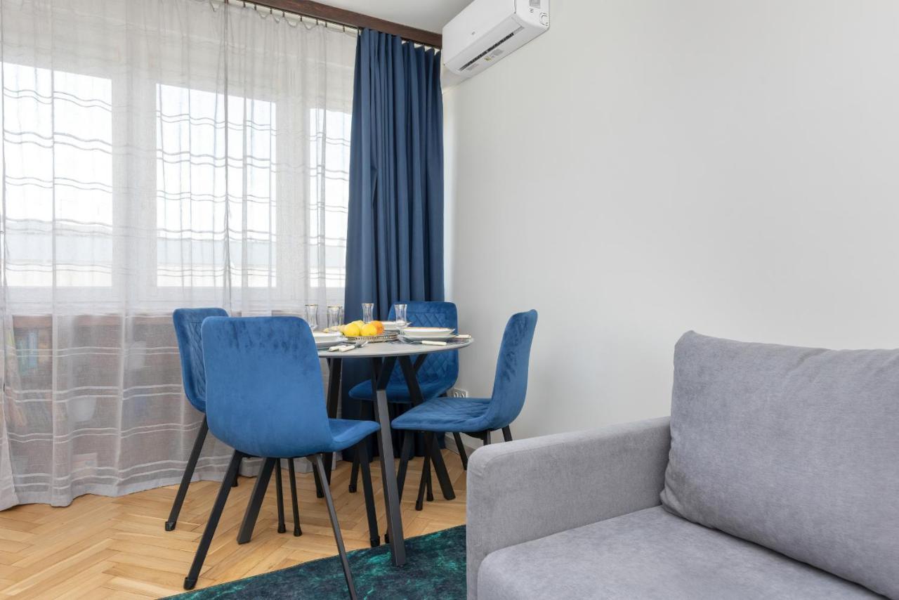 Cozy And Comfortable Wola Apartment By Noclegi Renters Varşovia Exterior foto